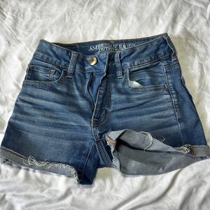 American Eagle Outfitters super stretch blue denim shorts #denimshorts